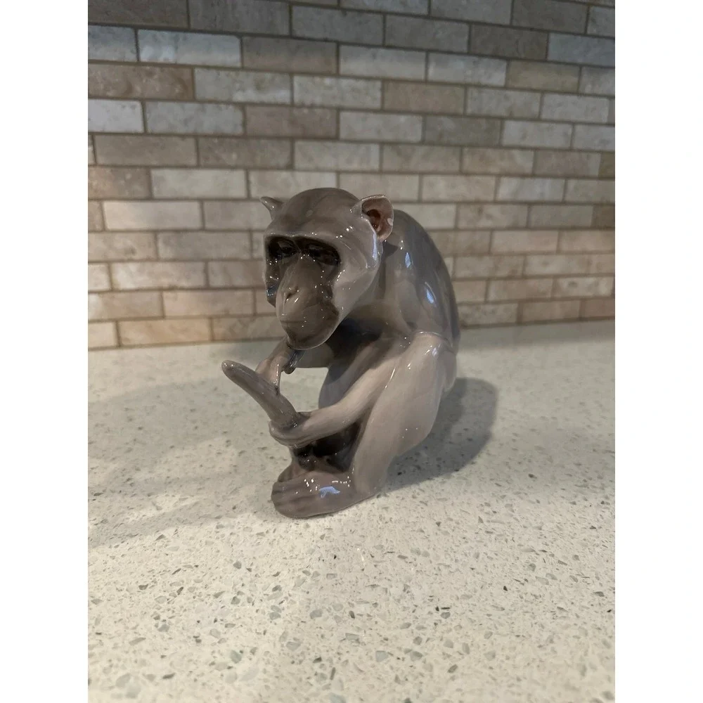 Rare Royal Chopenhagen‎ Porcelain Monkey Holding Tail